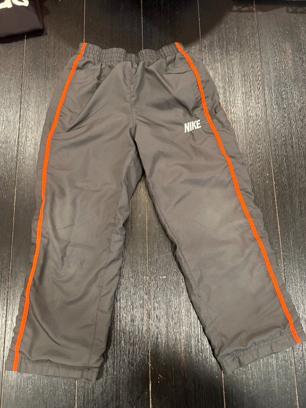 Fully lined Jogging pants.